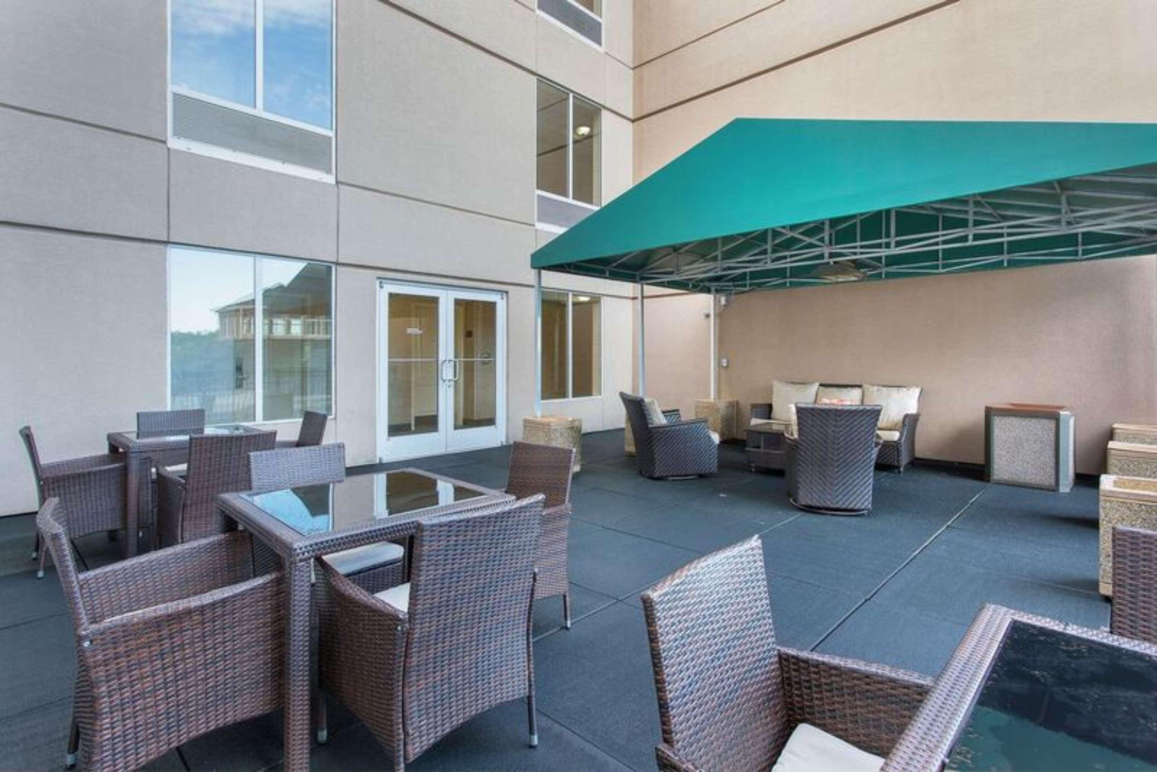 Hilton Garden Inn Knoxville West/Cedar Bluff Esterno foto